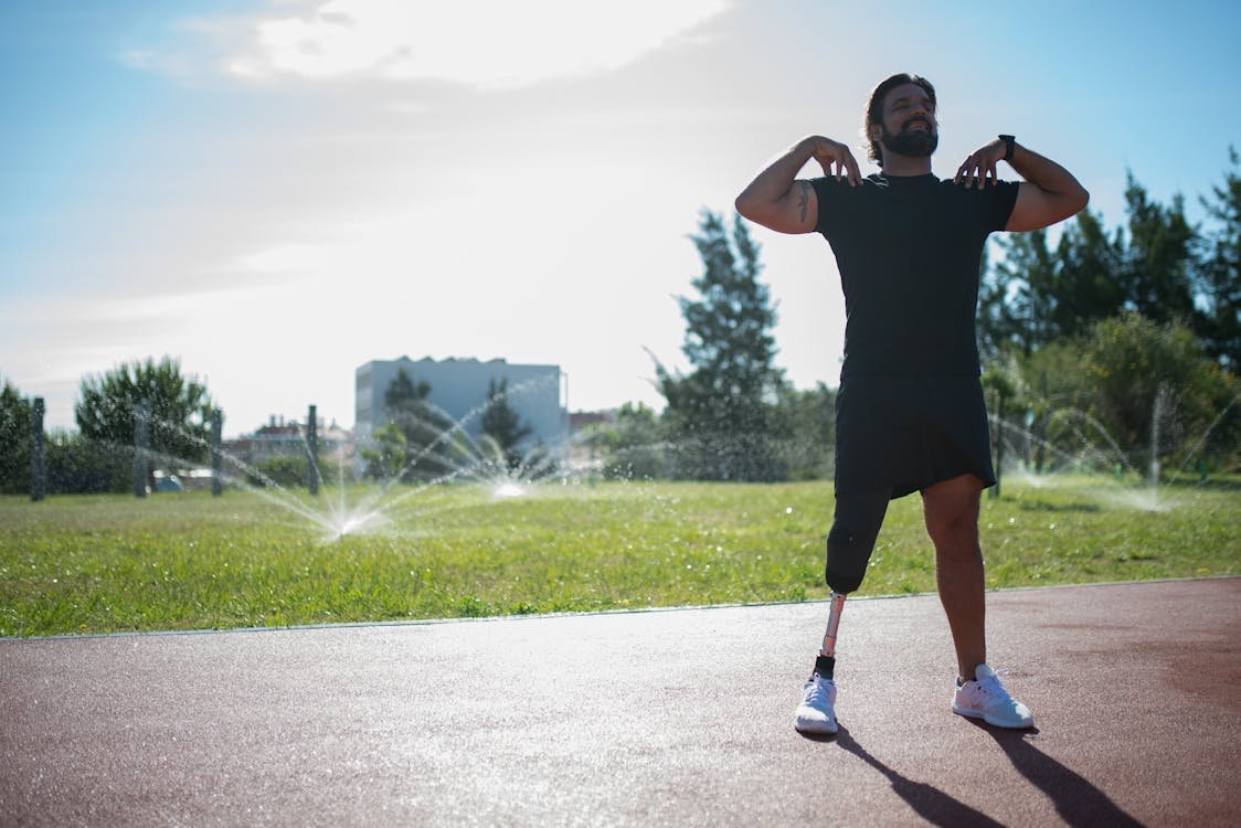 Learn how cutting-edge biomechanics and materials enhance high-performance running blades, helping amputees achieve peak speed and agility.