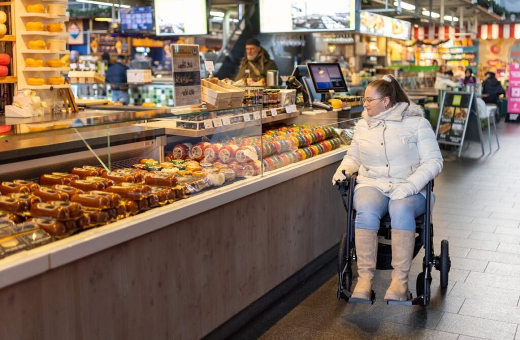 After an amputation, it’s natural to want answers. To want someone to tell you exactly what to use, when to use it, and for how long. But the truth is, no two people recover the same way. What works well for one person might feel awkward or unnecessary for someone else. That’s because the body, the environment, the support system, and even the emotional response to amputation vary from person to person.