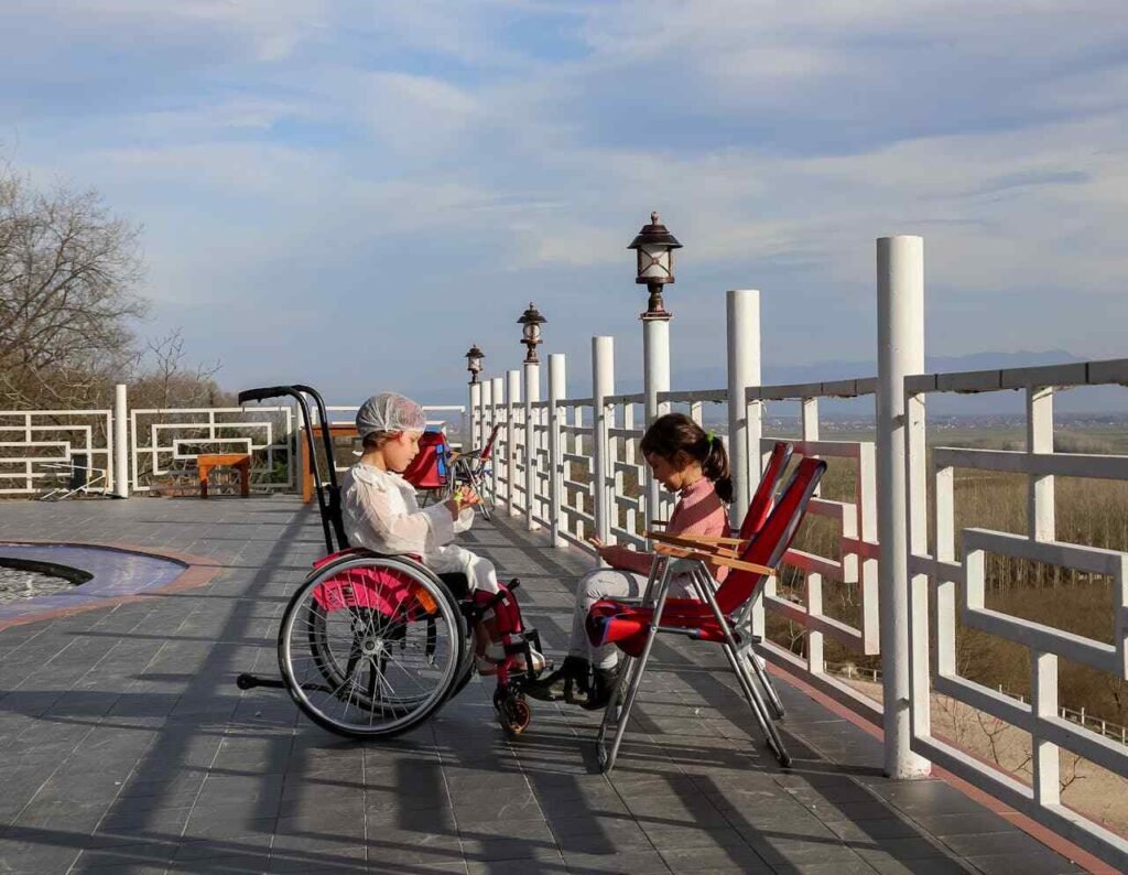 Pediatric Trial Fits: Parent Prep and Child-Friendly Steps